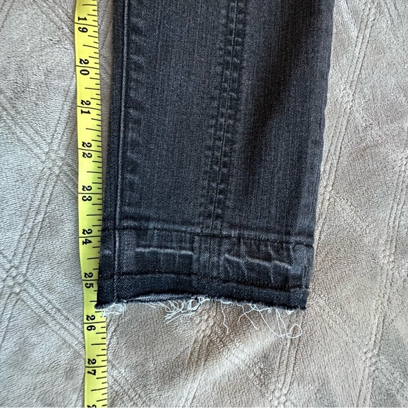*NWT Express Size 2R Black Denim Cropped Skinny Highrise Women’s Pant Jeans - Picture 9 of 10